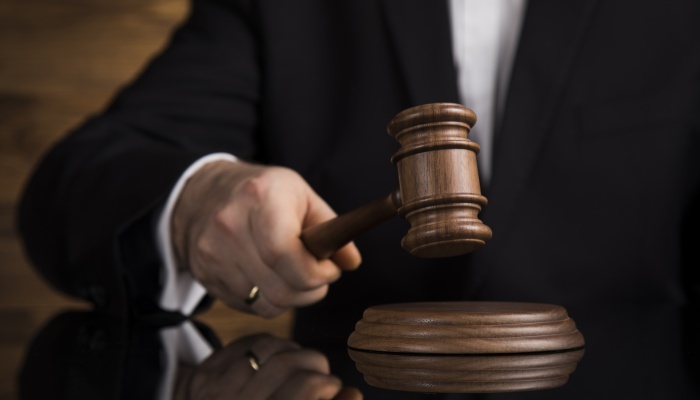 落石砸车致司机死亡案家属提百万赔偿 案件即将进行庭前调解-游法云